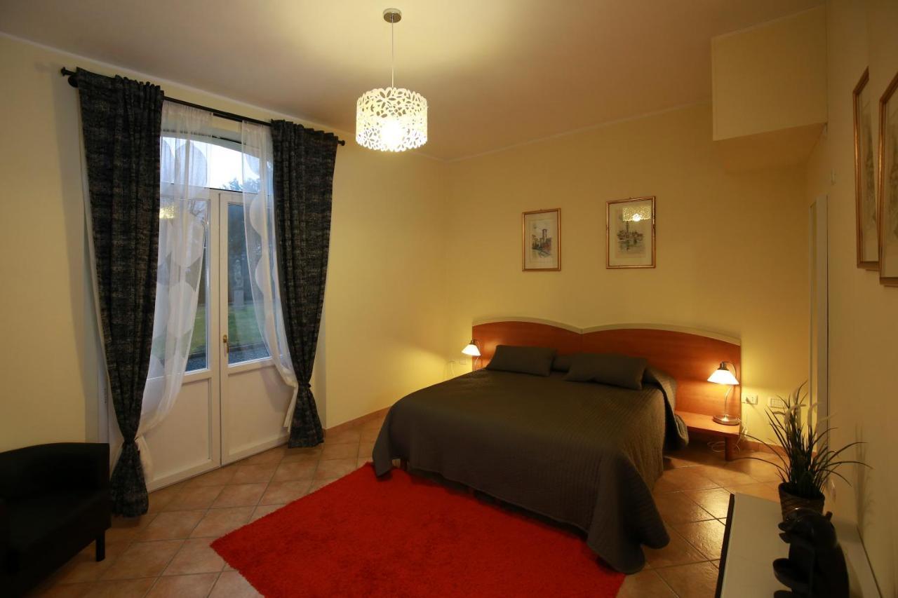 Villa Meli Lupi - Residenze Temporanee ปาร์มา ภายนอก รูปภาพ