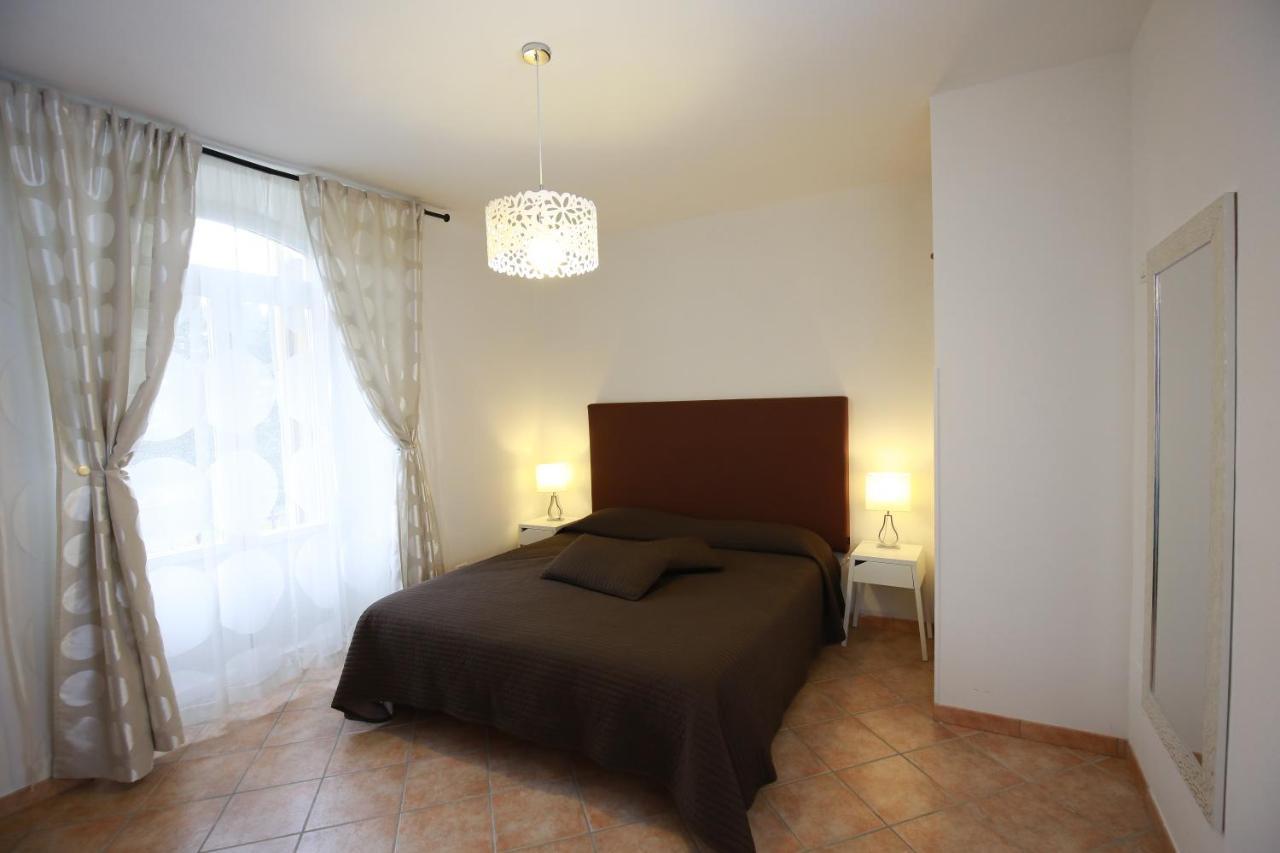 Villa Meli Lupi - Residenze Temporanee ปาร์มา ภายนอก รูปภาพ